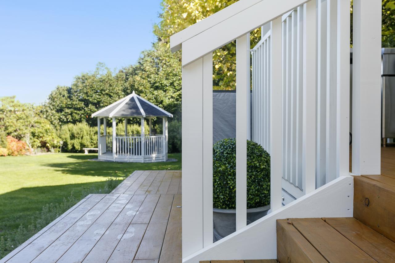 The Retreat Luxury Garden Villa タウポ エクステリア 写真