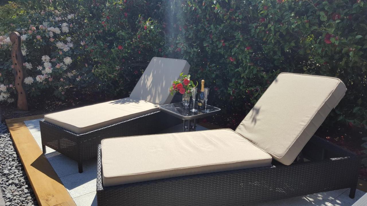 The Retreat Luxury Garden Villa タウポ エクステリア 写真